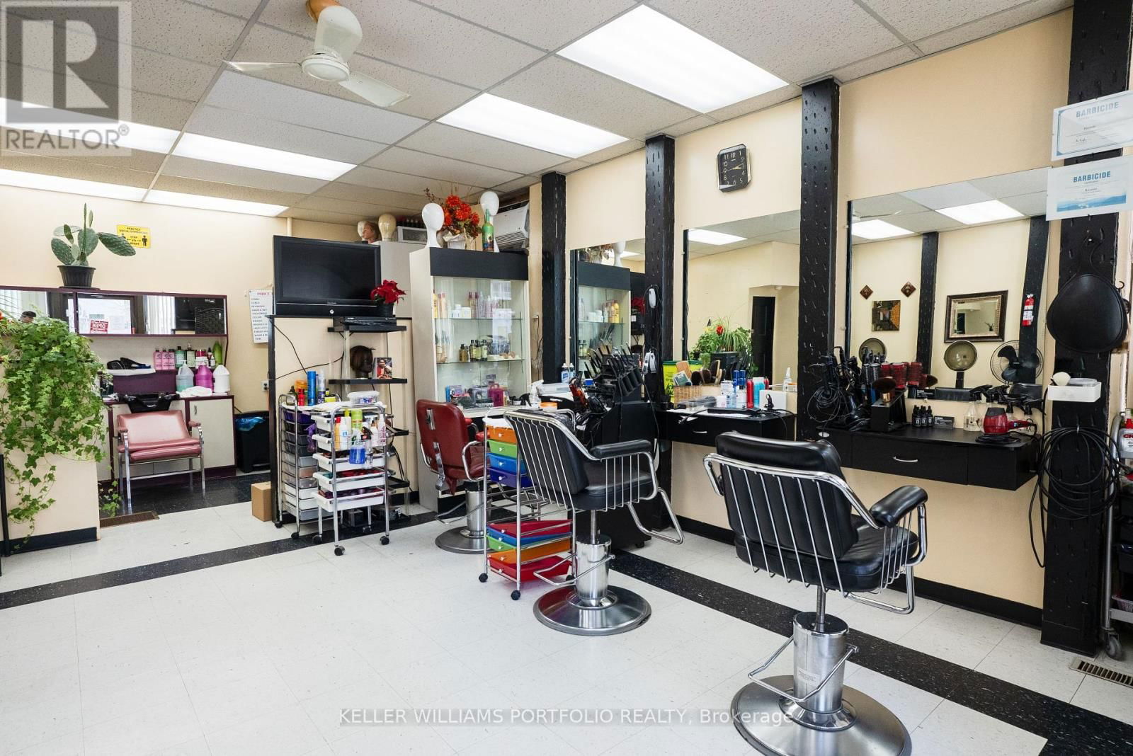 1156 BLOOR STREET WEST Image 44