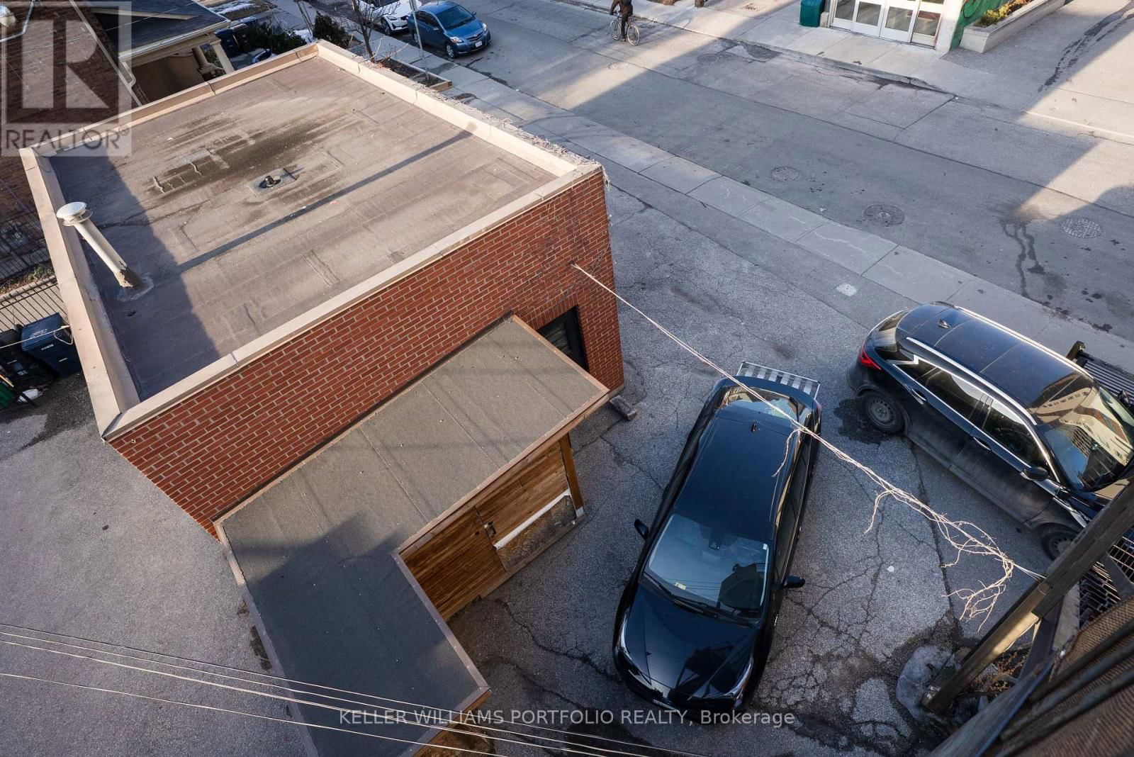 1156 BLOOR STREET WEST Image 6