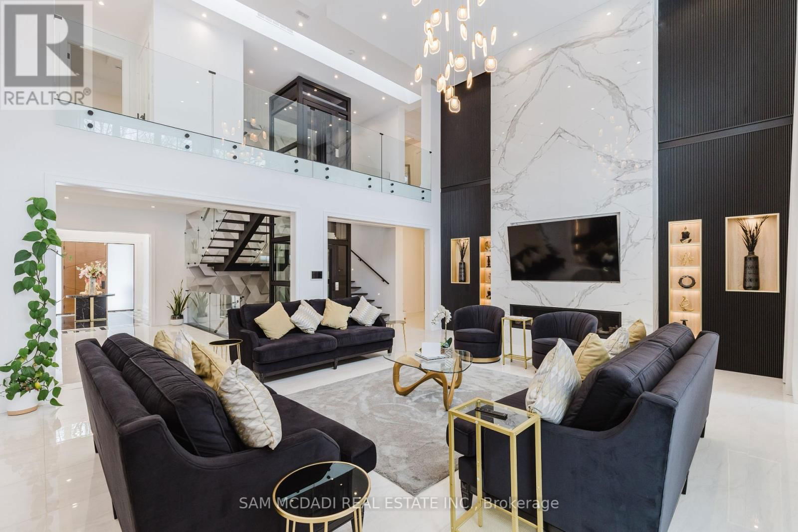 1258 INDIAN ROAD Image 14