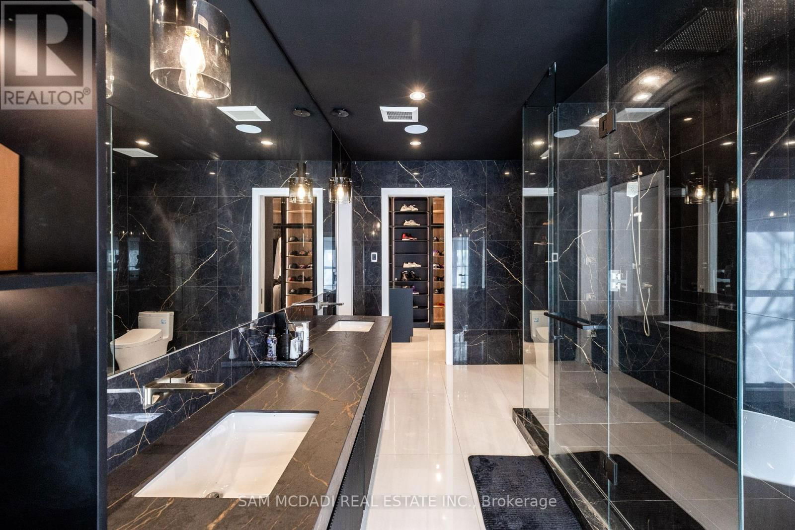 1258 INDIAN ROAD Image 26