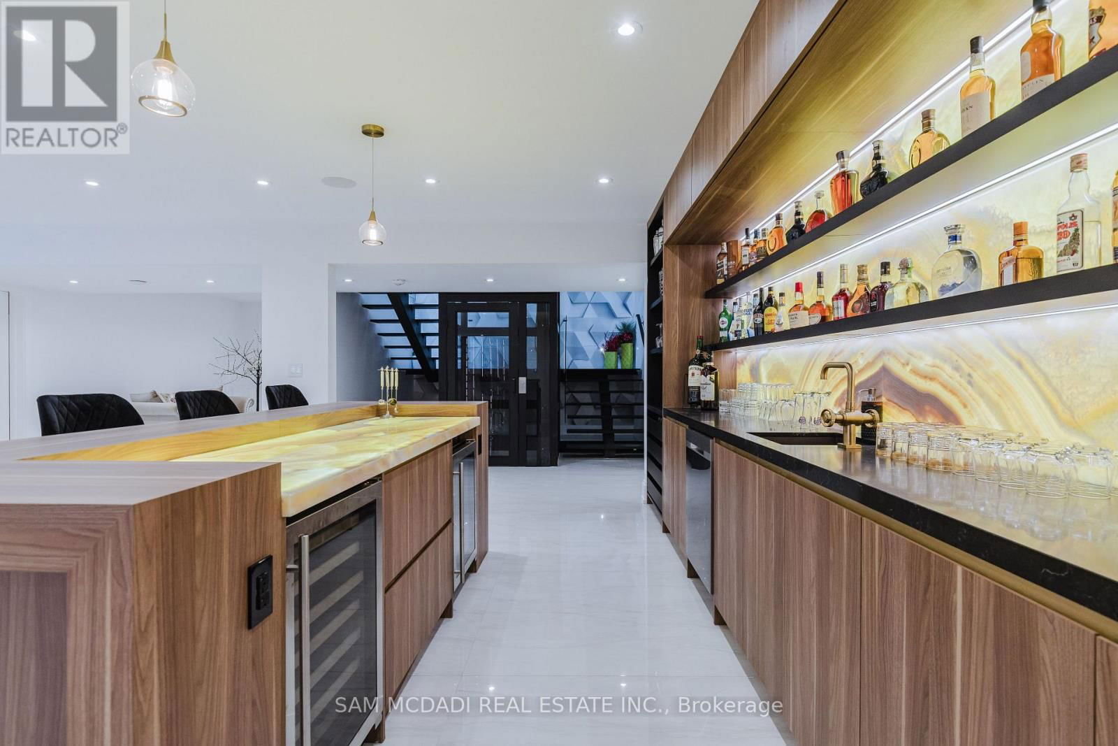 1258 INDIAN ROAD Image 33