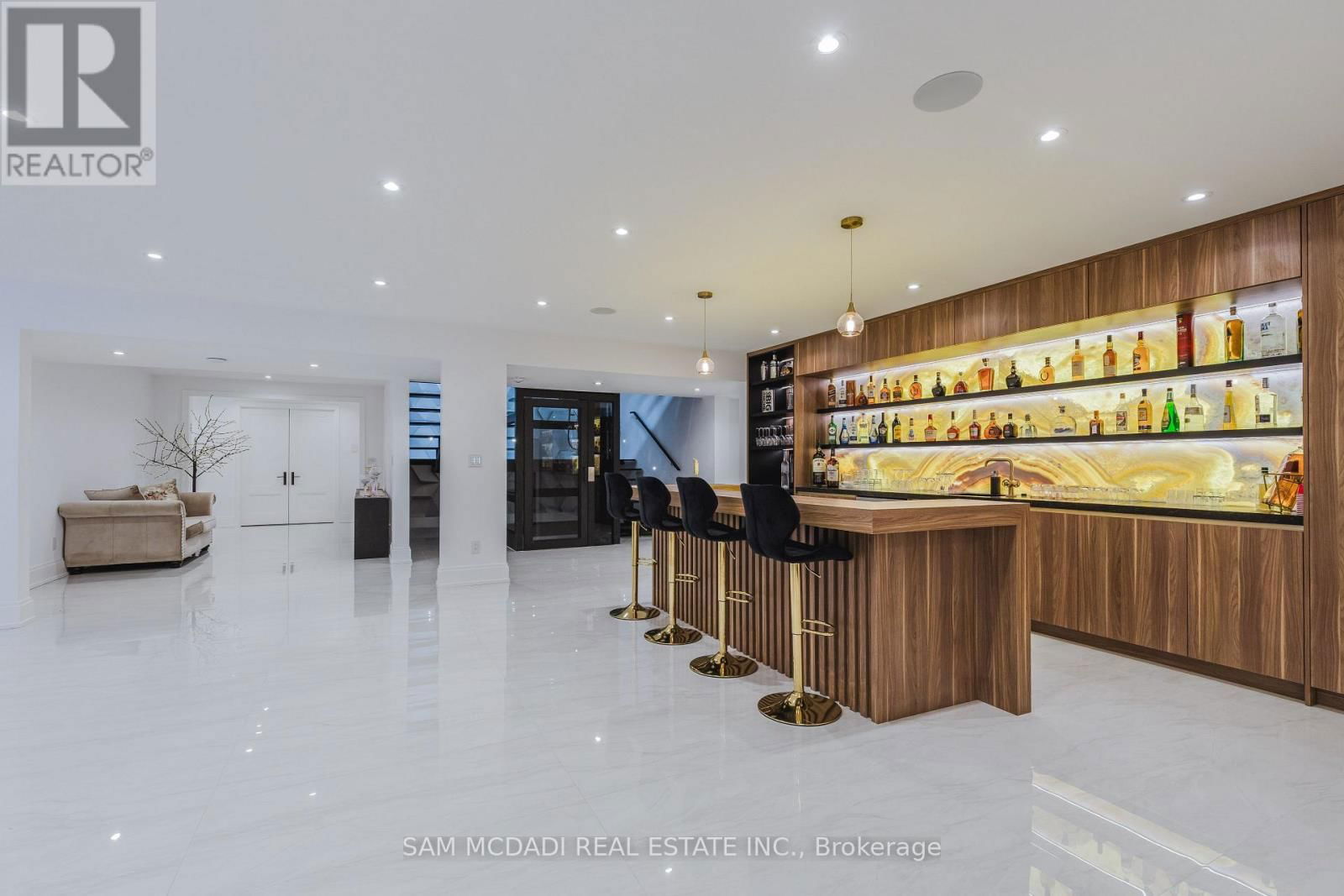 1258 INDIAN ROAD Image 34