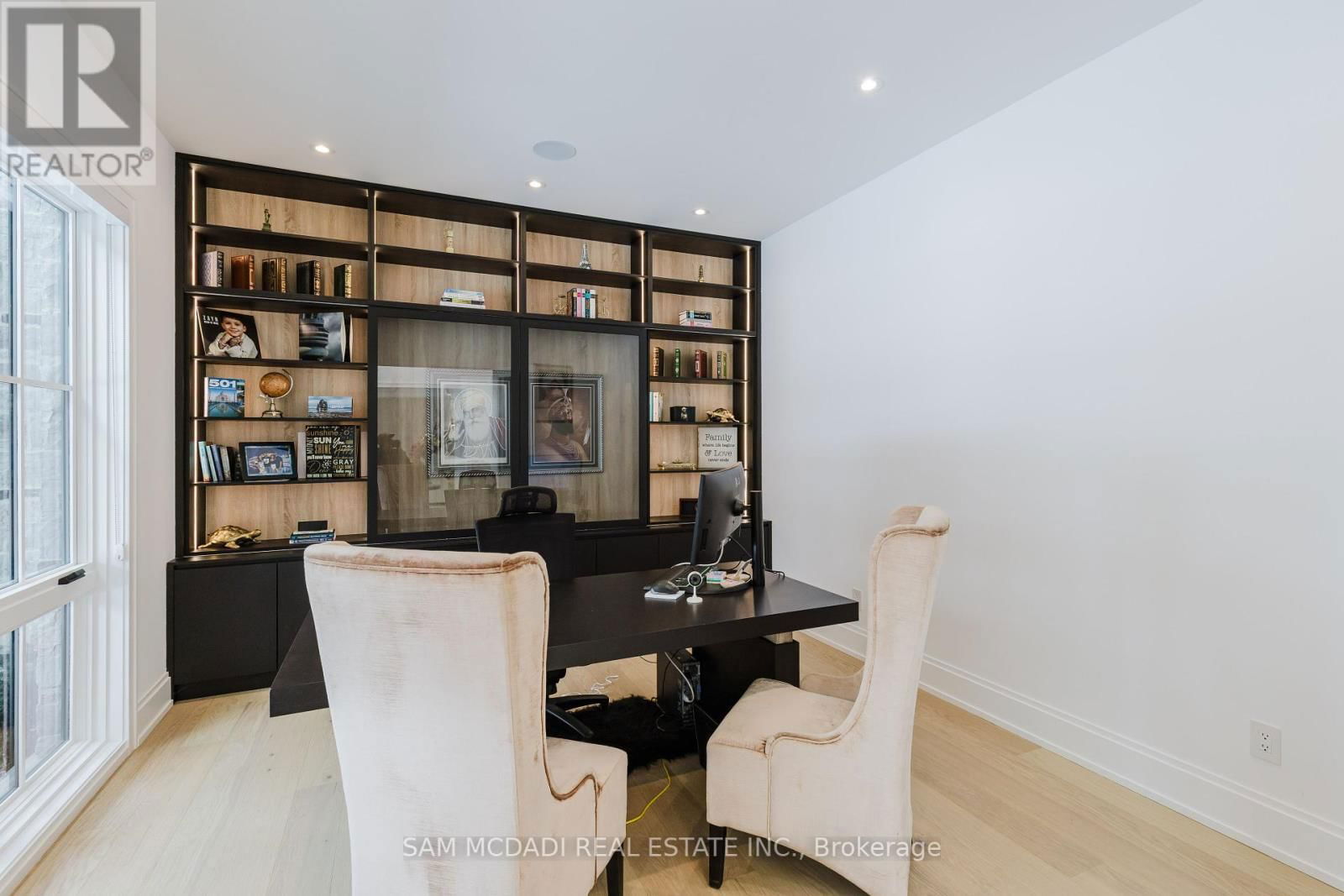 1258 INDIAN ROAD Image 5