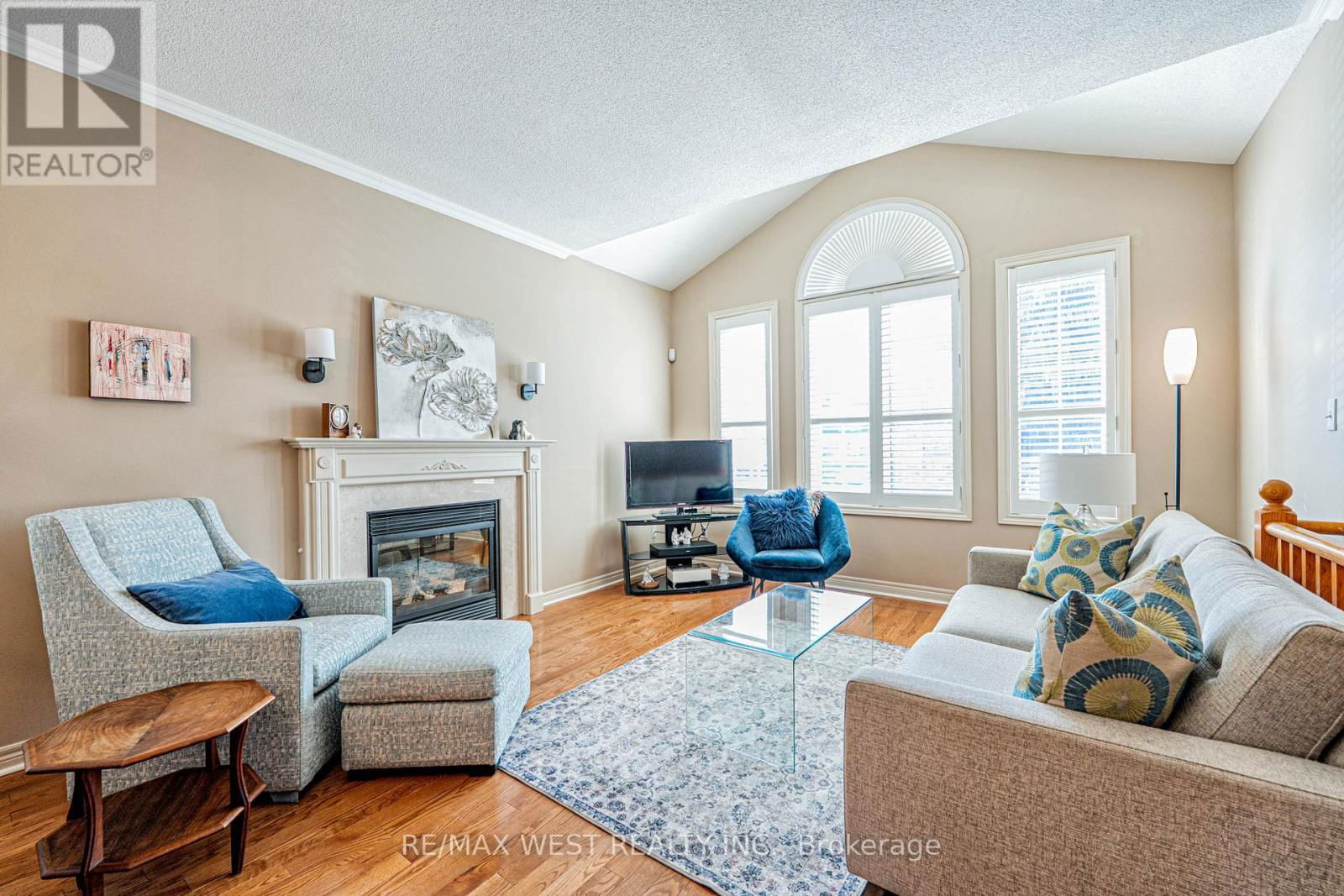2223 LAPSLEY CRESCENT Image 6