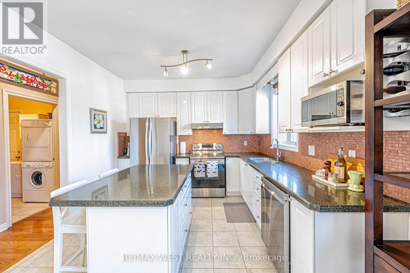 2223 LAPSLEY CRESCENT Image 8