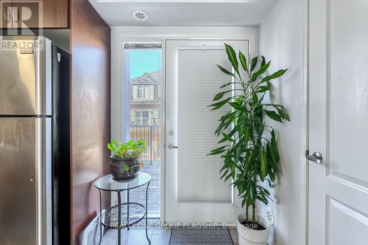 7 - 3185 BOXFORD CRESCENT Image 16