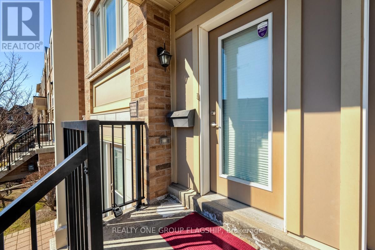 7 - 3185 BOXFORD CRESCENT Image 3
