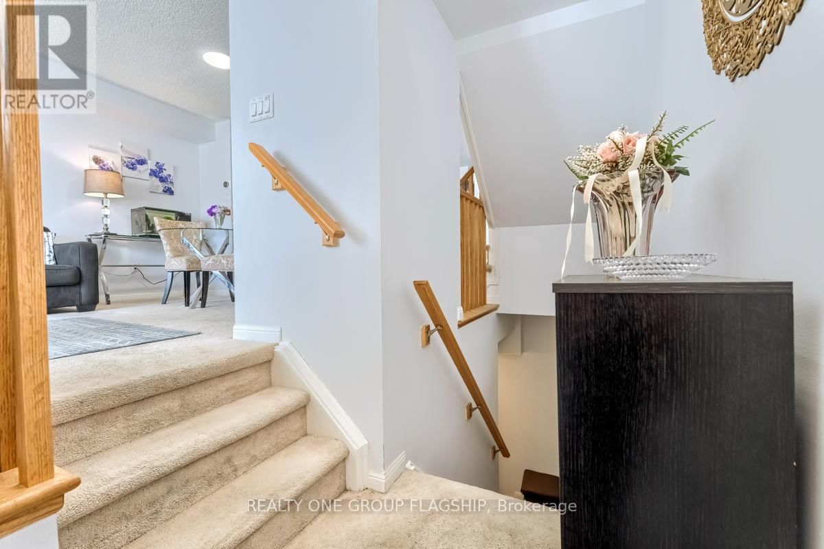 7 - 3185 BOXFORD CRESCENT Image 5