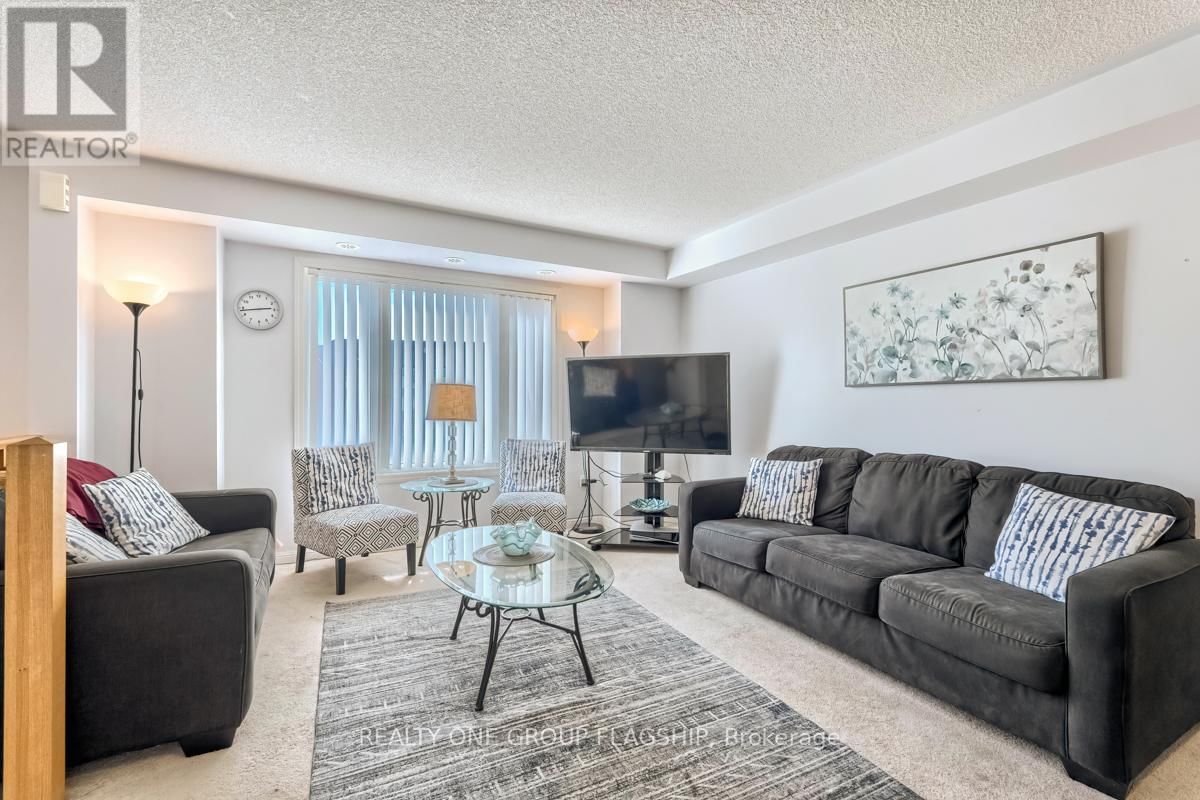 7 - 3185 BOXFORD CRESCENT Image 8