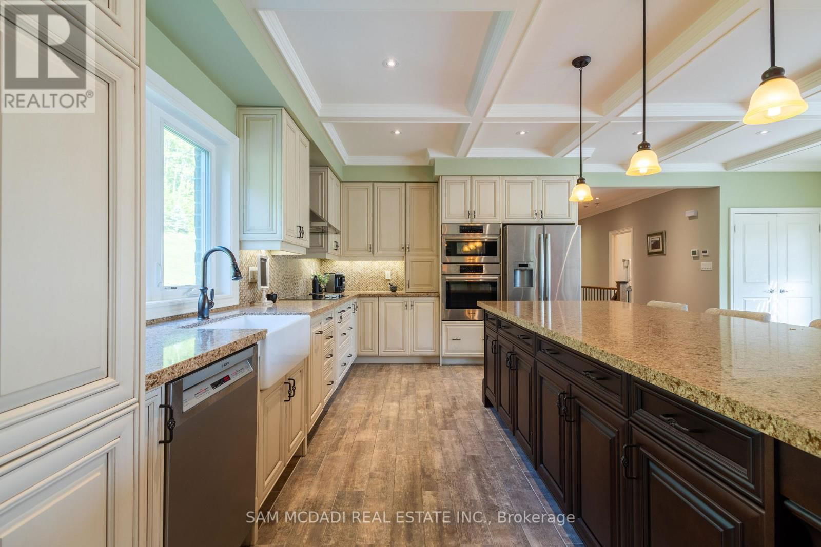 395 KING STREET EAST Image 14