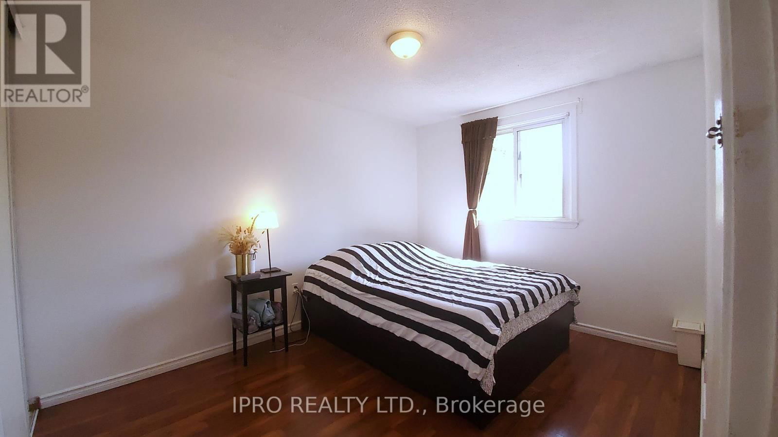 6 - 6 CARISBROOKE COURT Image 19