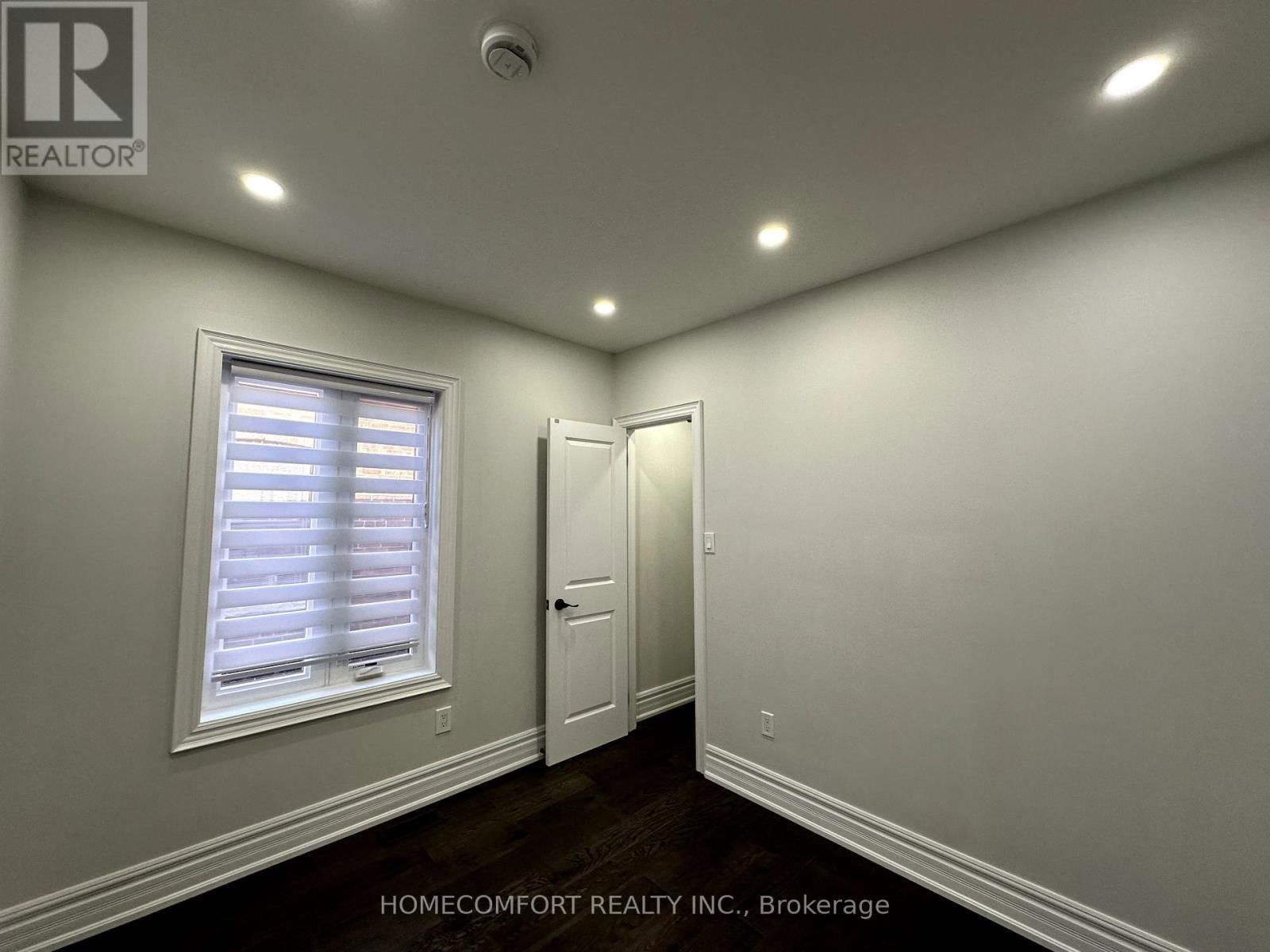 180 ROSEMOUNT AVENUE Image 13