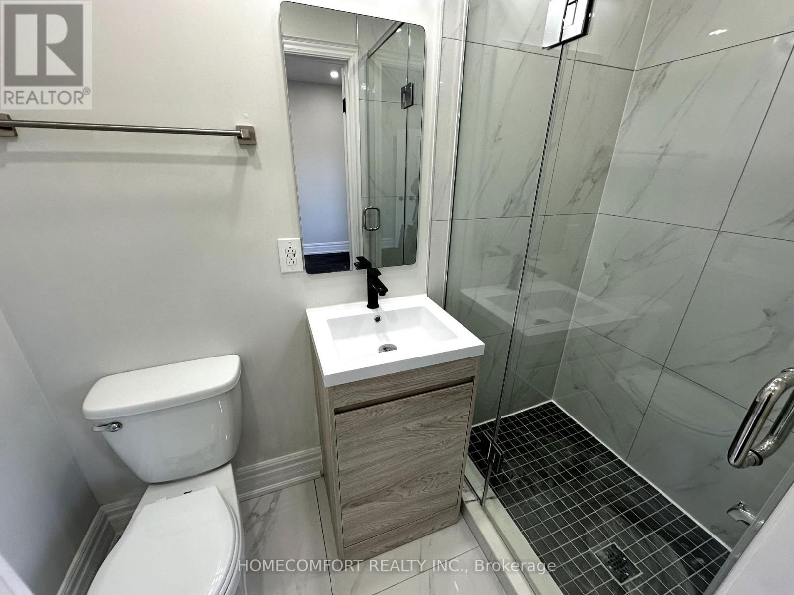 180 ROSEMOUNT AVENUE Image 19