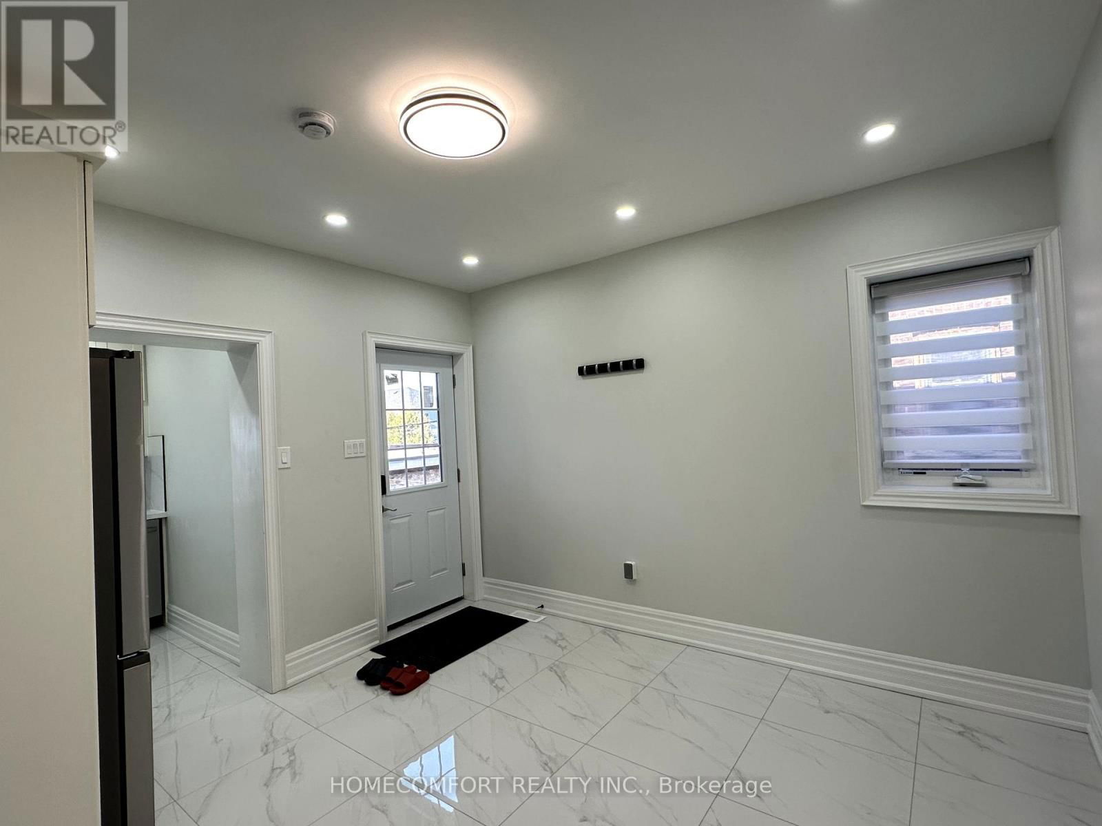 180 ROSEMOUNT AVENUE Image 5