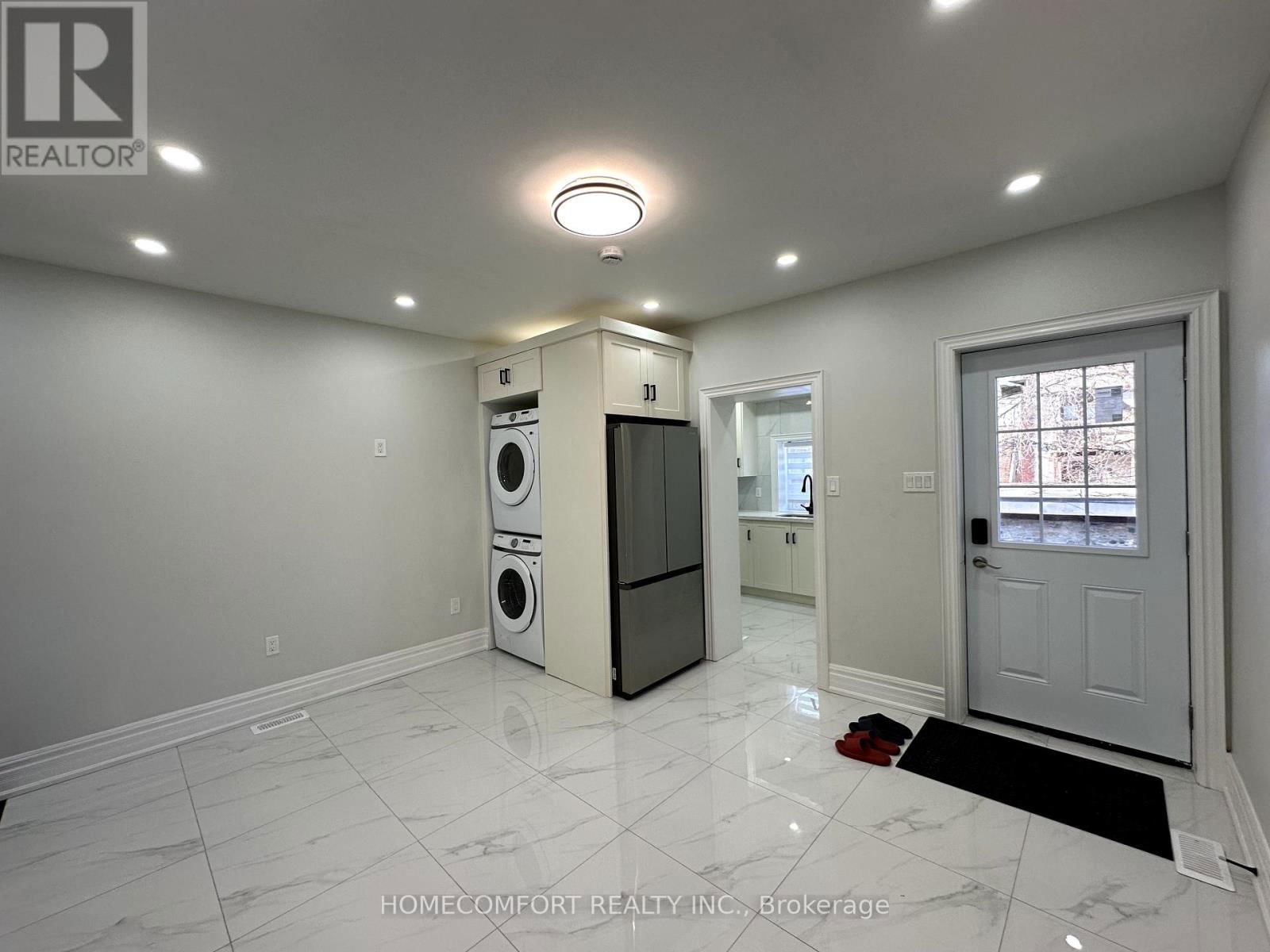 180 ROSEMOUNT AVENUE Image 7