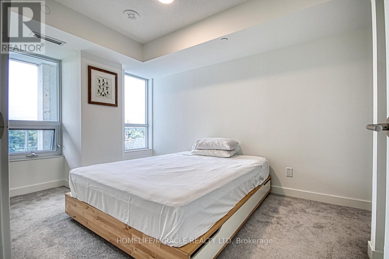 402 - 10 WILBY CRESCENT Image 14