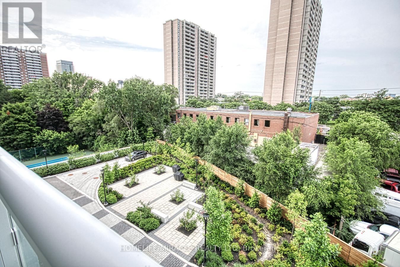 402 - 10 WILBY CRESCENT Image 20