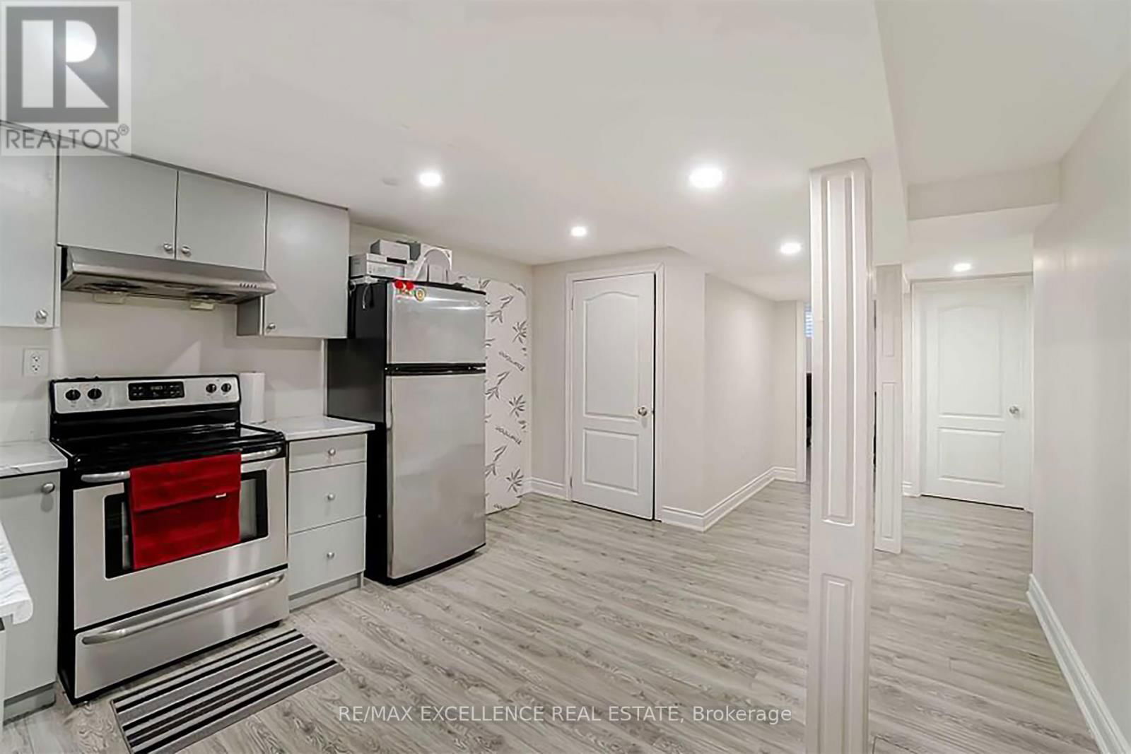 48 TRAVERSTON COURT Image 26