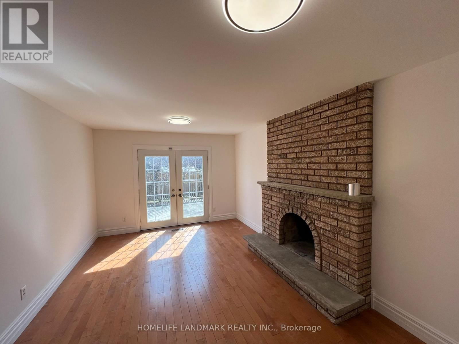 4366 TRAILMASTER DRIVE Image 15