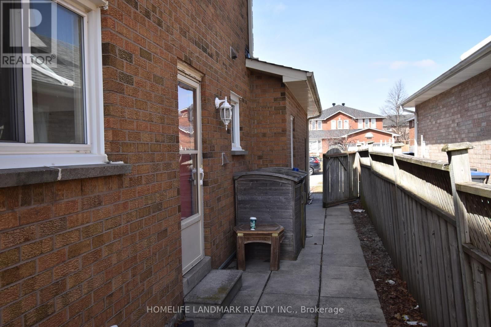 4366 TRAILMASTER DRIVE Image 4