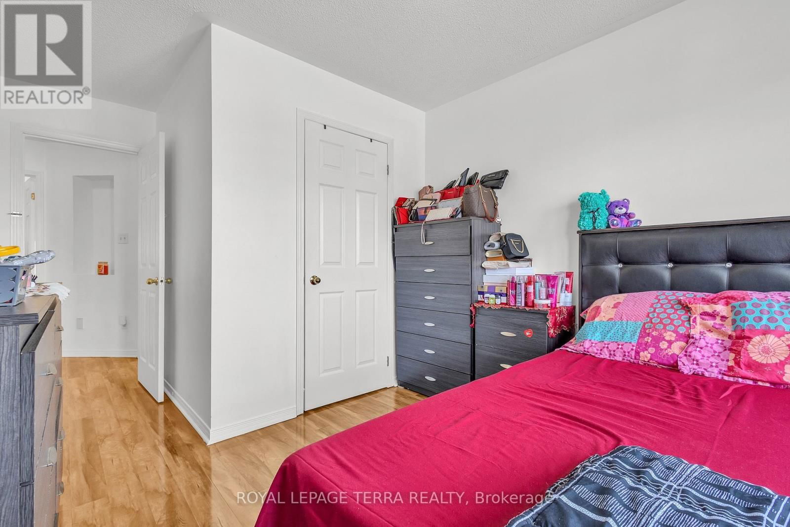 105 - 27 BRUCEWOOD ROAD Image 32