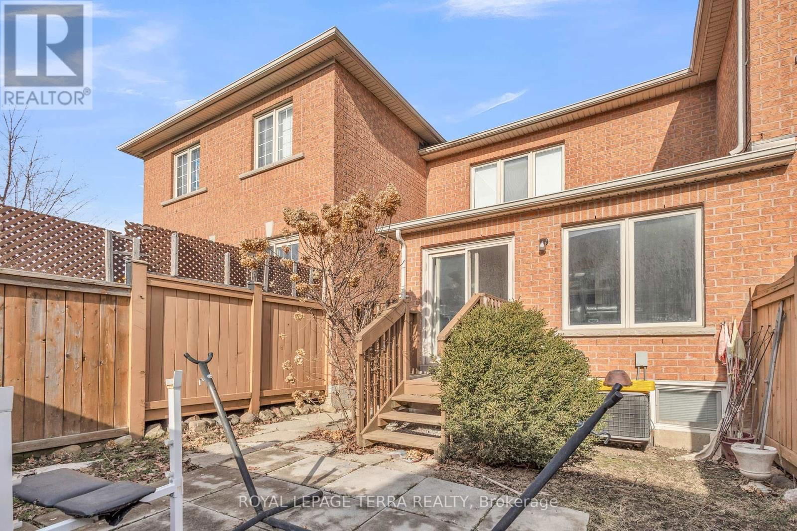 105 - 27 BRUCEWOOD ROAD Image 7