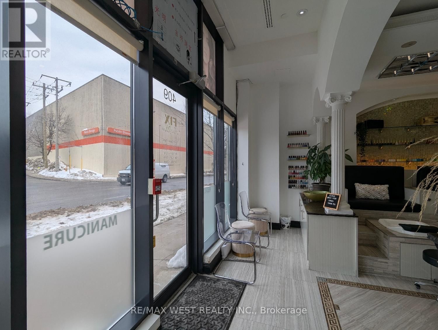 409 KEELE STREET Image 10