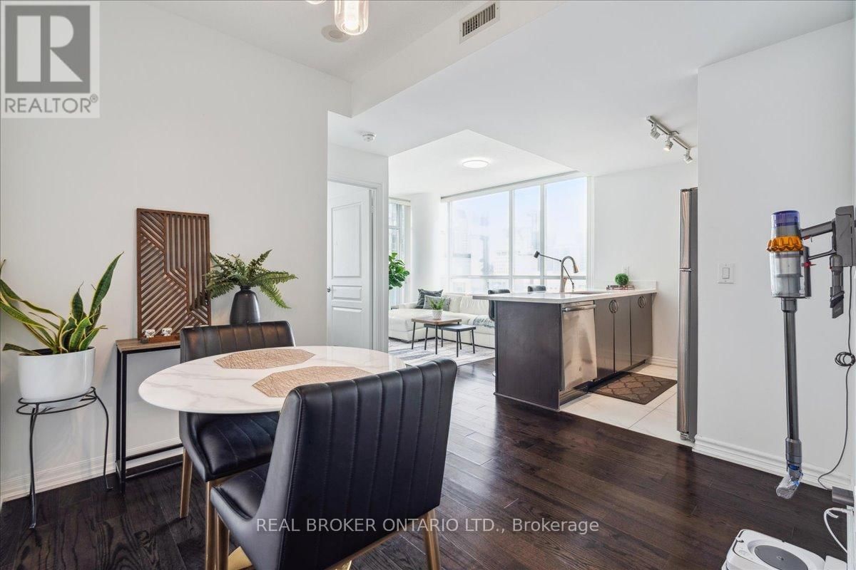 1111 - 223 WEBB DRIVE Image 14