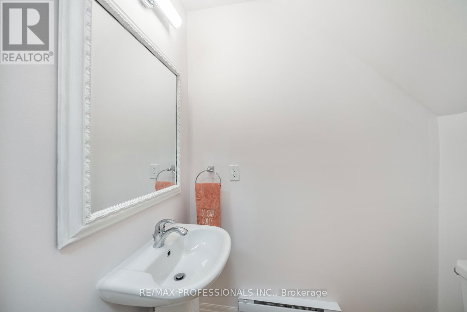 302 - 1437 LAKESHORE ROAD EAST Image 13