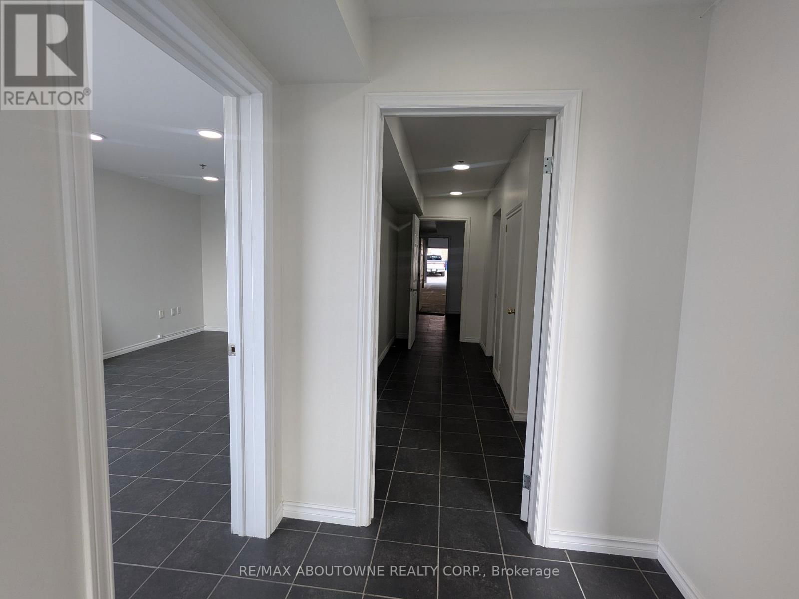 1 - 5125 HARVESTER ROAD Image 8