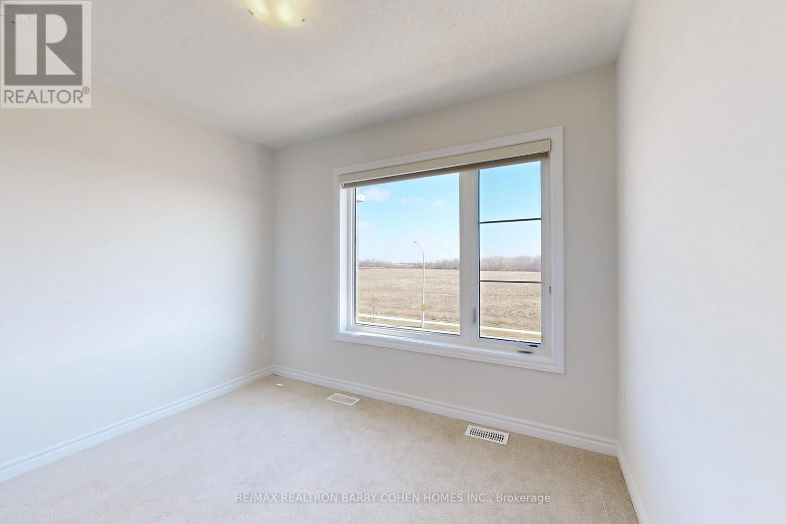12218 MCLAUGHLIN ROAD Image 24