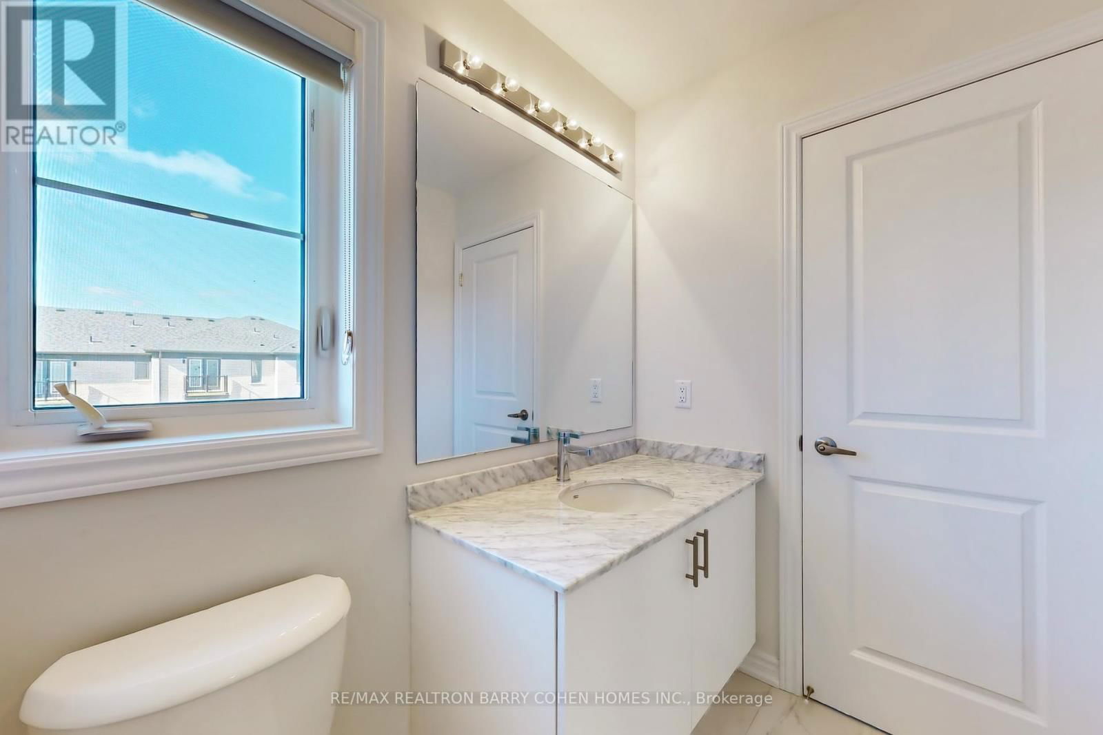 12218 MCLAUGHLIN ROAD Image 36