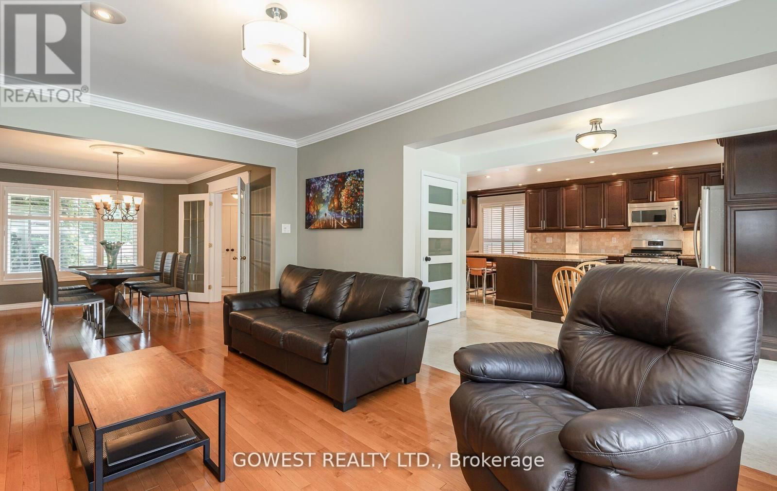 52 DAVIS CRESCENT Image 12
