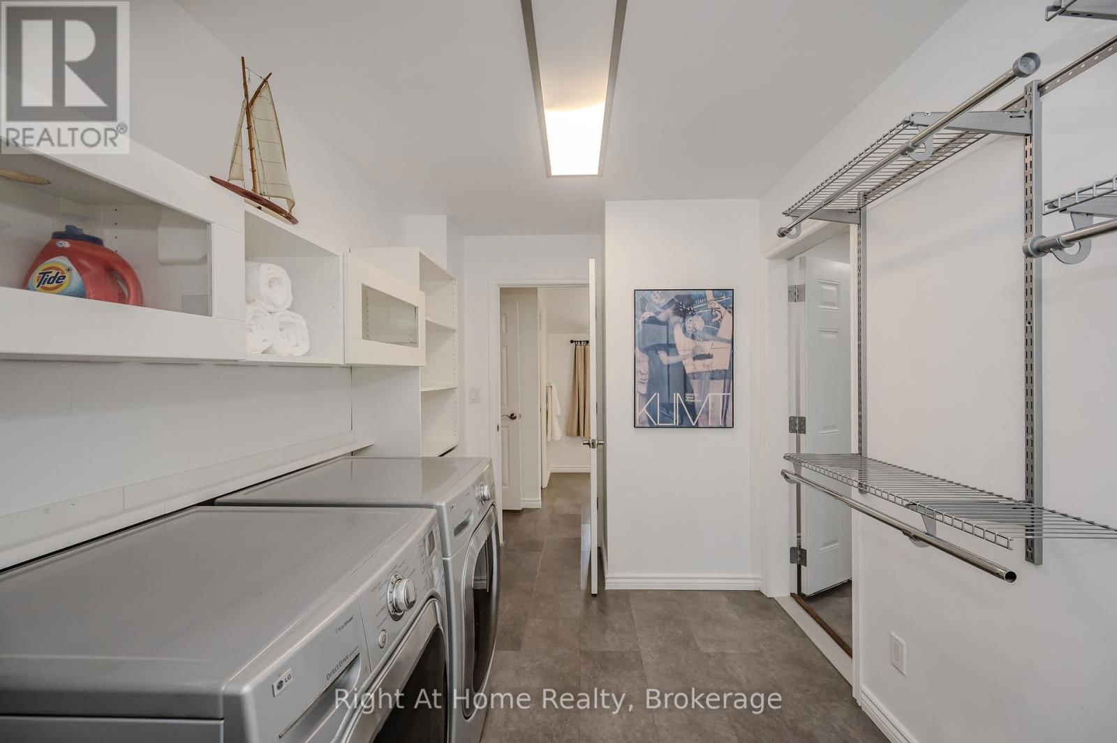 76 BROCK STREET WEST Image 18