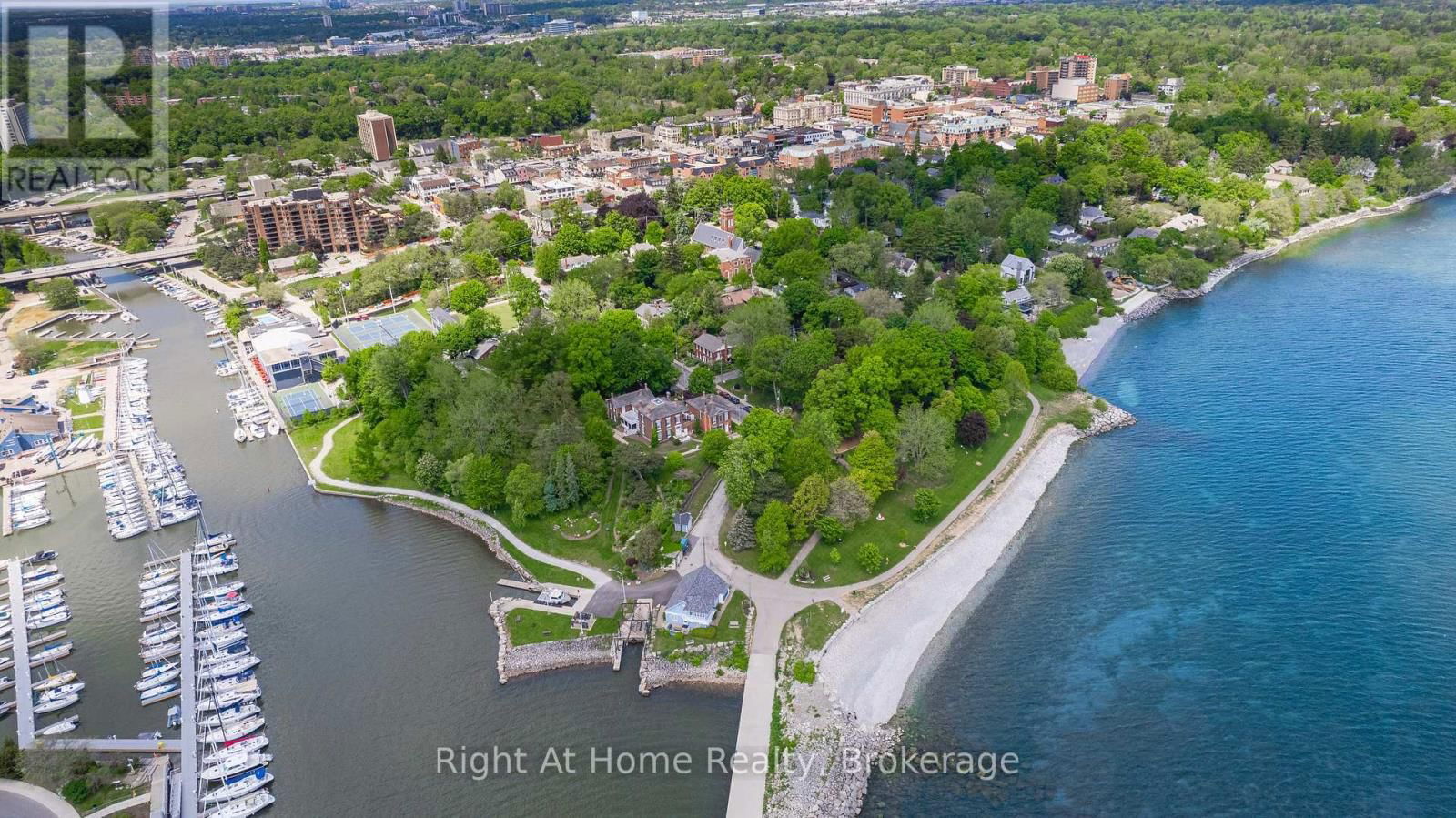 76 BROCK STREET WEST Image 43