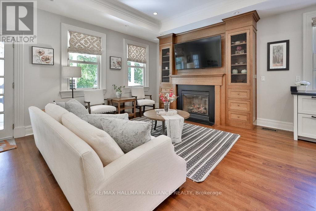 225 WILLIAM STREET Image 15