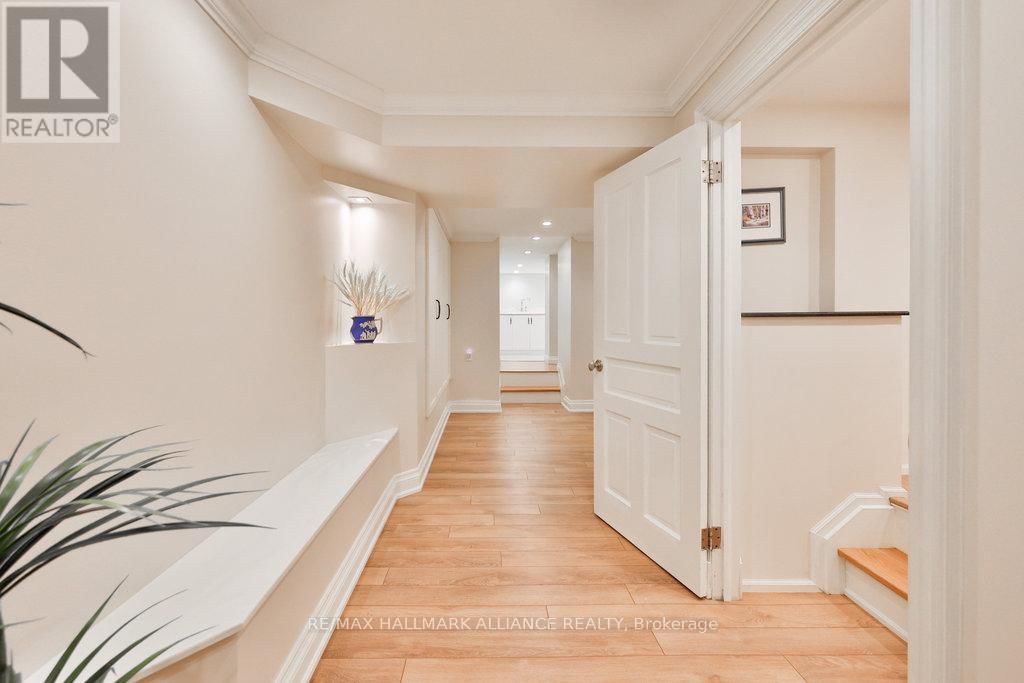 225 WILLIAM STREET Image 34