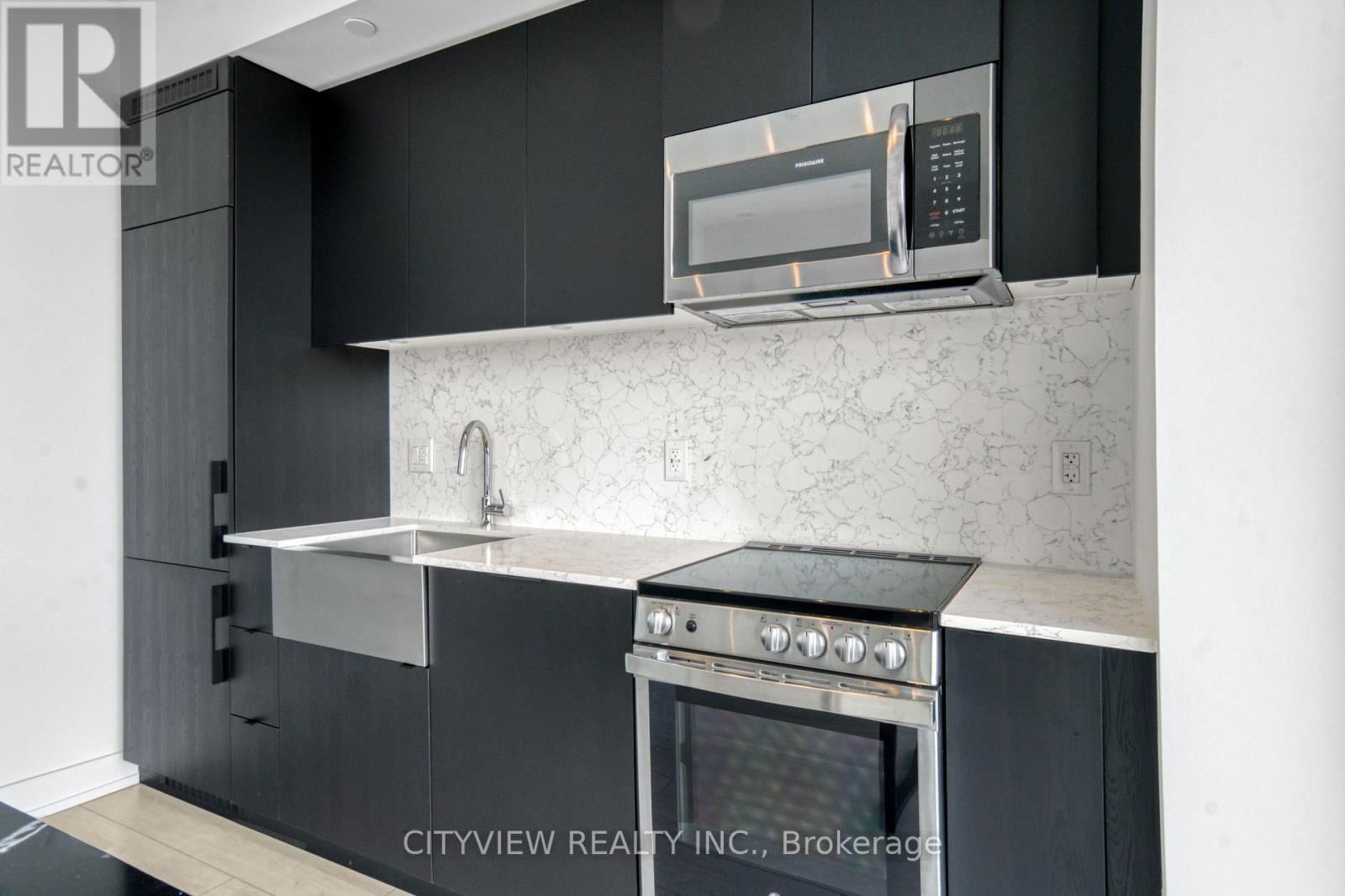 1104 - 270 DUFFERIN STREET Image 13