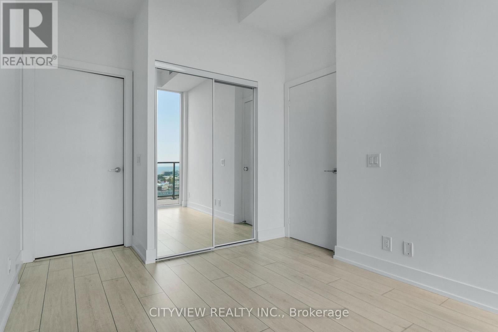 1104 - 270 DUFFERIN STREET Image 21