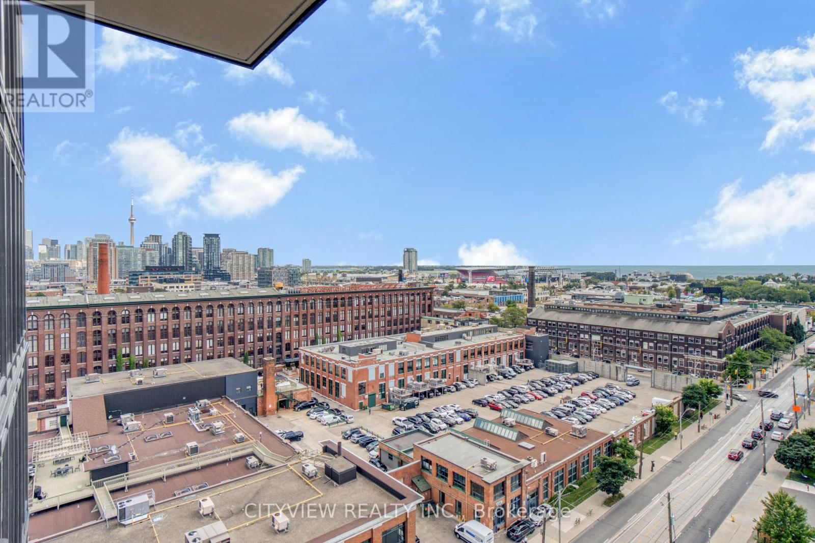 1104 - 270 DUFFERIN STREET Image 27