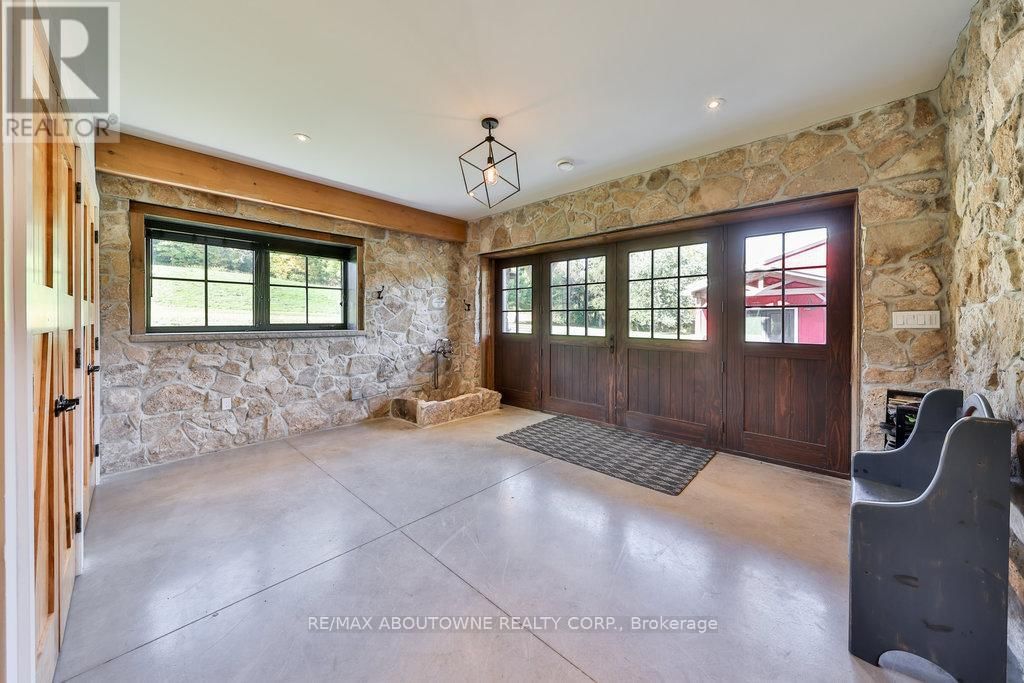 6583 TWISS ROAD Image 48
