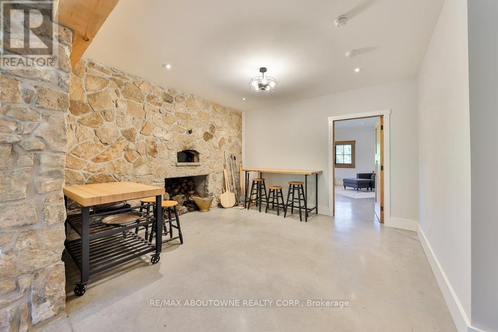 6583 TWISS ROAD Image 49