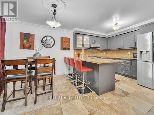 21 FLORENCE DRIVE Image 13