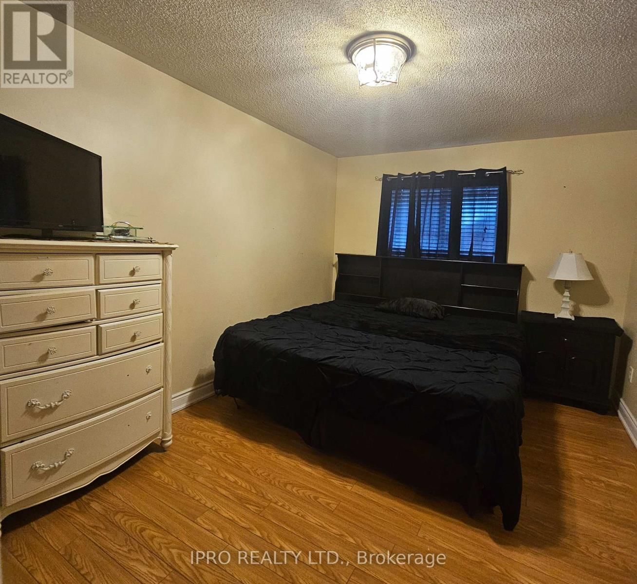 21 FLORENCE DRIVE Image 24
