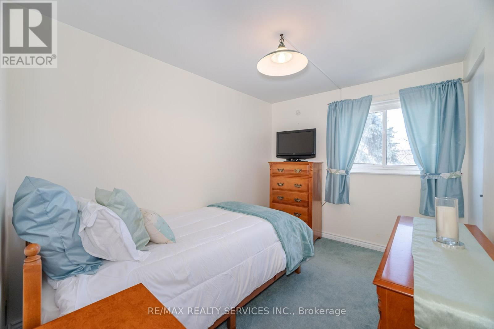 56 FORSYTHIA ROAD Image 11