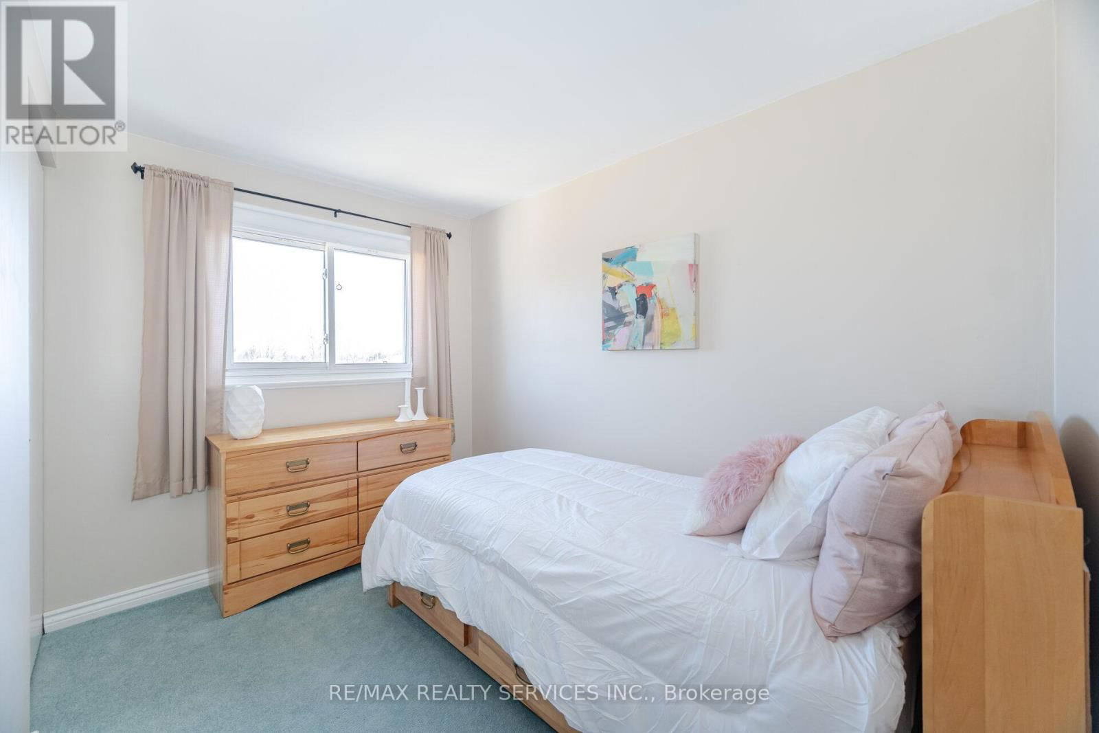 56 FORSYTHIA ROAD Image 12