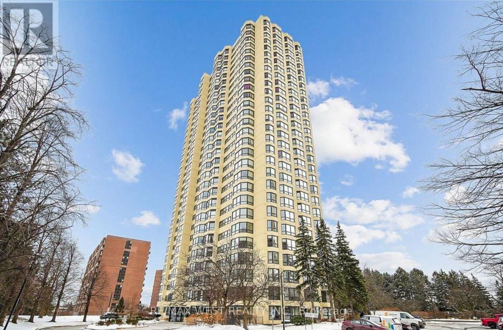 2506 - 8 LISA STREET Image 1