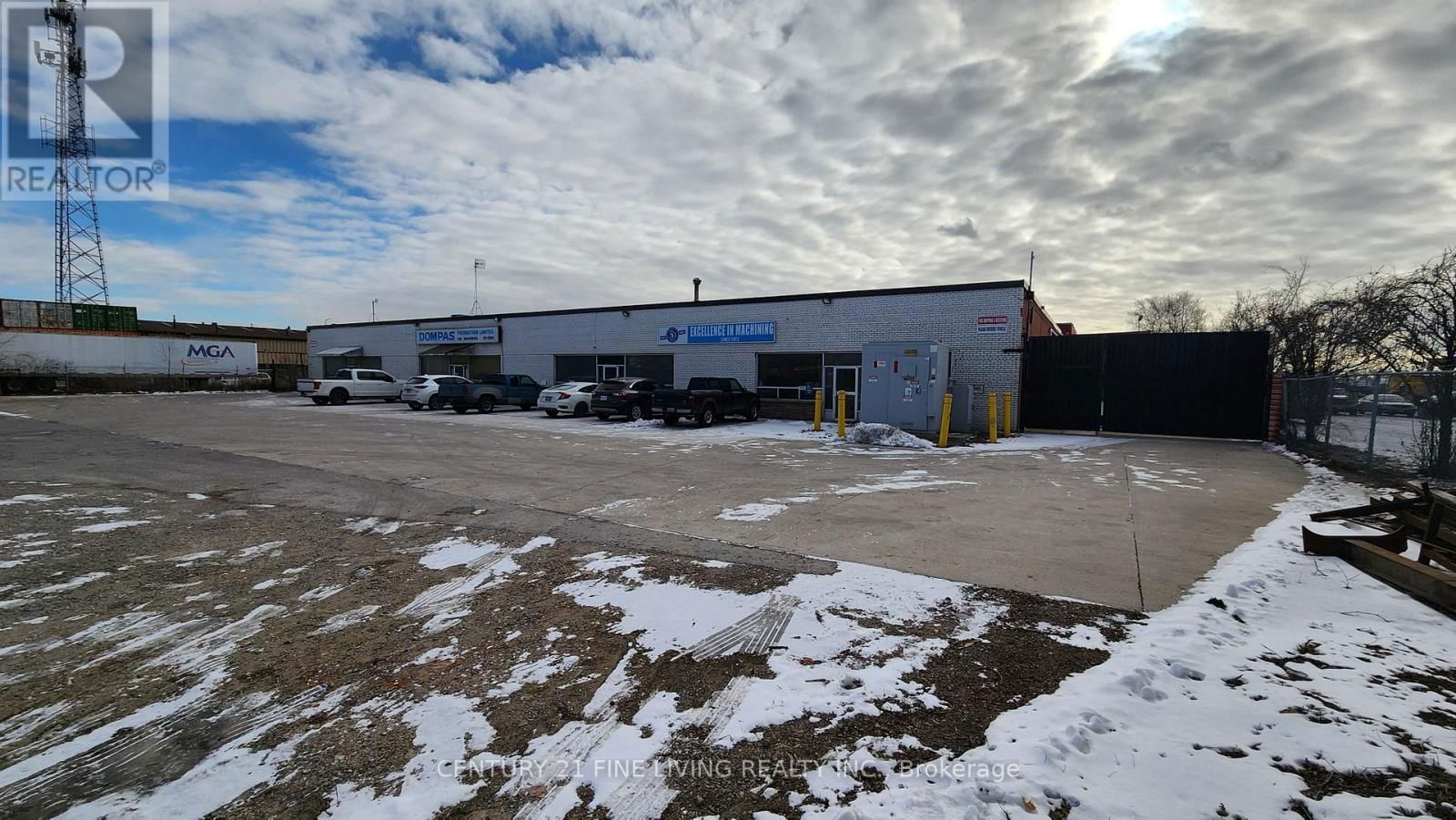 75A N QUEEN STREET Image 1