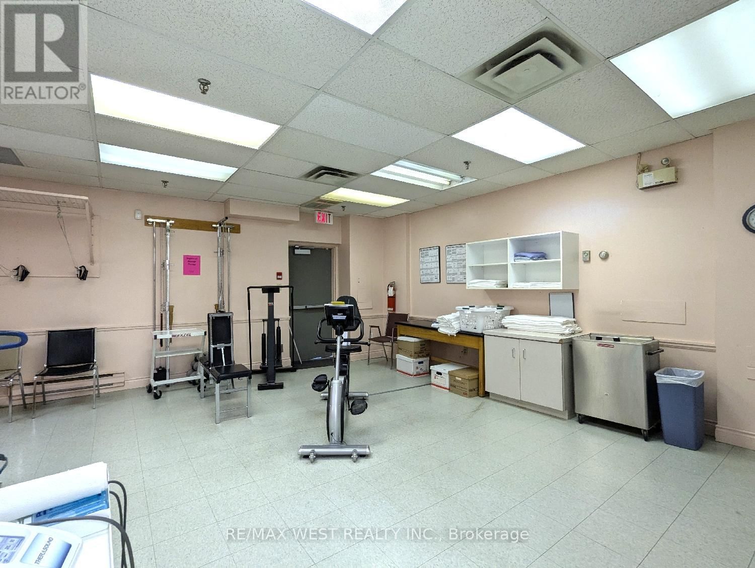 Unit 2 - 2468 EGLINTON AVENUE WEST Image 11