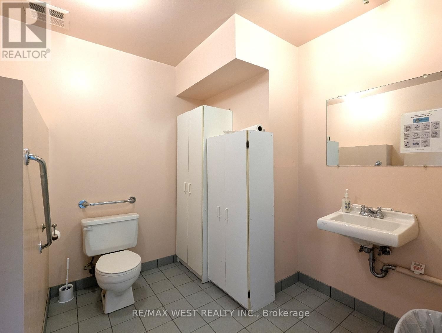 Unit 2 - 2468 EGLINTON AVENUE WEST Image 14